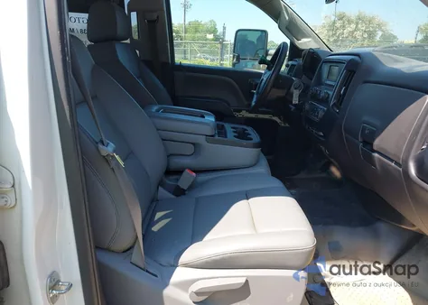 2016 Chevrolet Silverado 2500Hd Wt z USA, uszkodzony, nr VIN 1GC1CUEG8GF300160